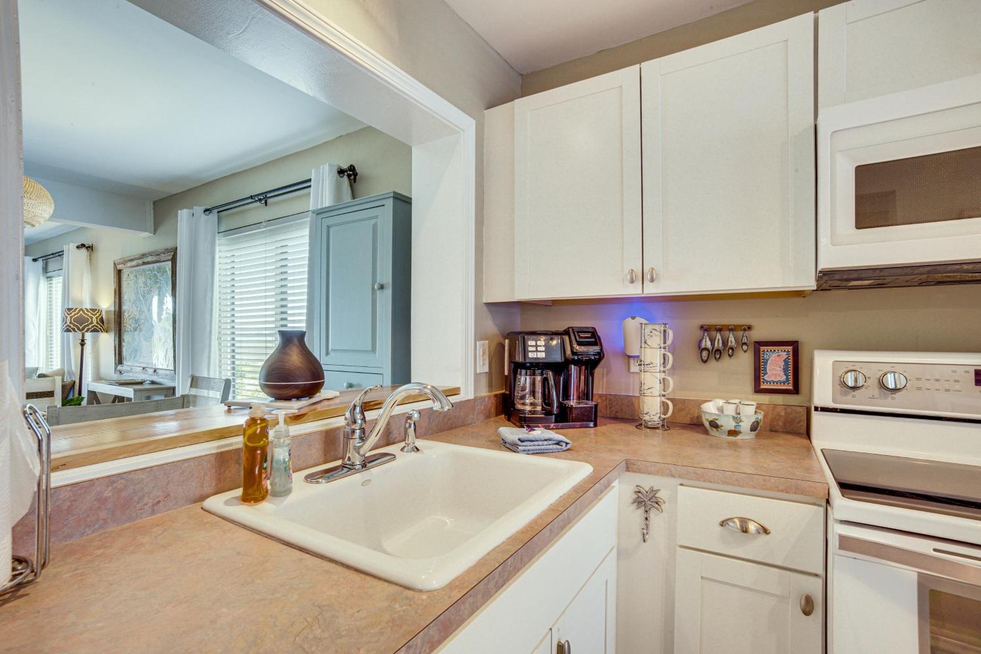 Harbor Island Condo With Deck - Steps To Beach! Oceanmarsh Subdivision Exterior foto